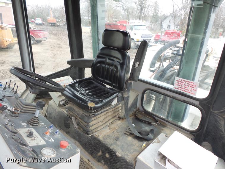 image for item DB8018 Wirtgen CD8H38 reclaimer