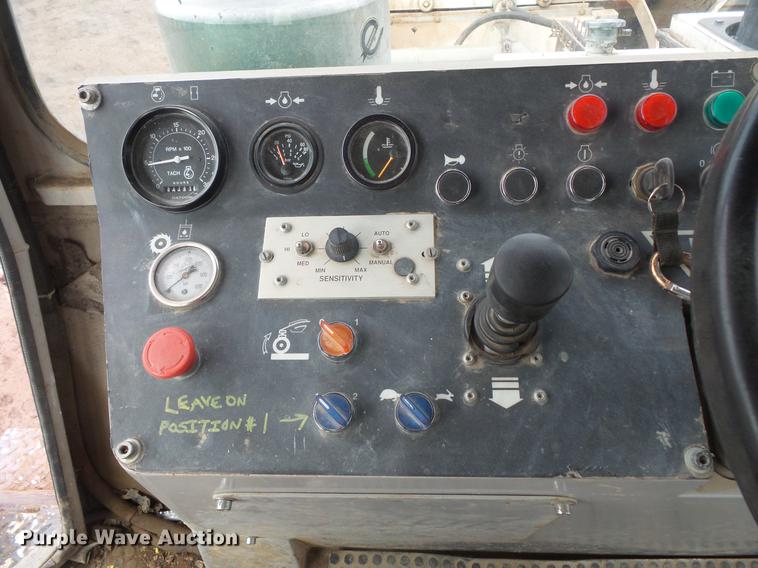 image for item DB8018 Wirtgen CD8H38 reclaimer