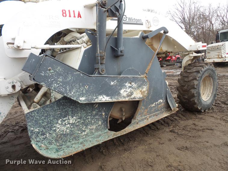 image for item DB8018 Wirtgen CD8H38 reclaimer