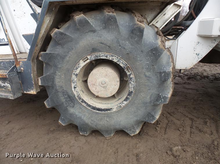 image for item DB8018 Wirtgen CD8H38 reclaimer