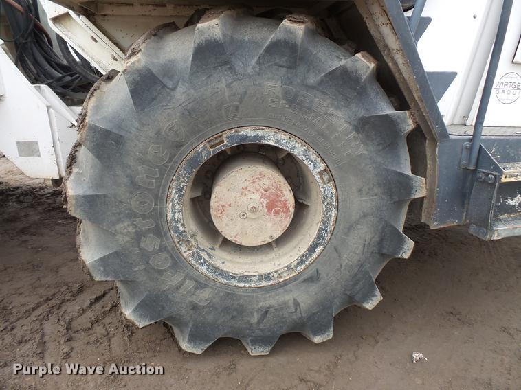 image for item DB8018 Wirtgen CD8H38 reclaimer