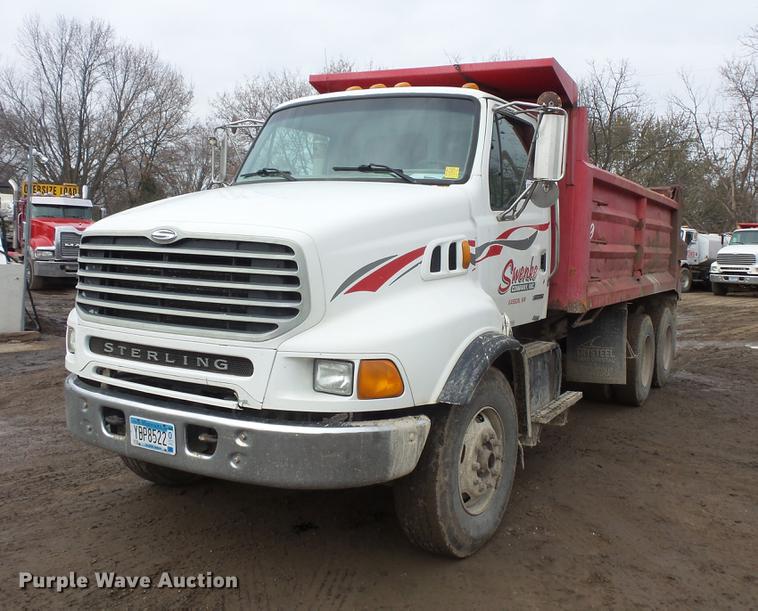 image for item DB8019 2002 Sterling L8500 dump truck