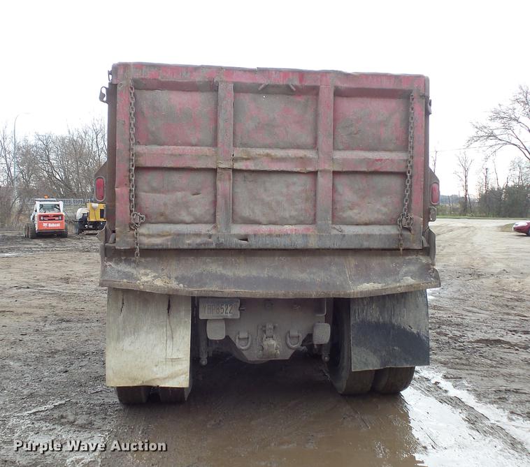 image for item DB8019 2002 Sterling L8500 dump truck