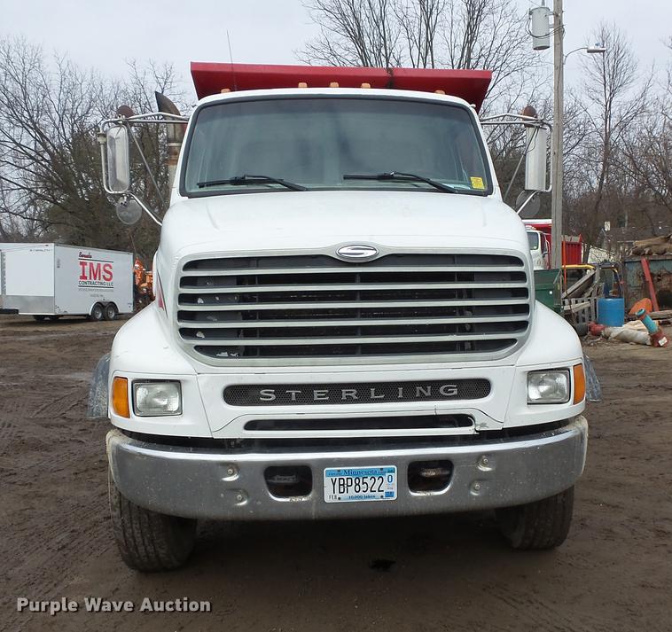 image for item DB8019 2002 Sterling L8500 dump truck