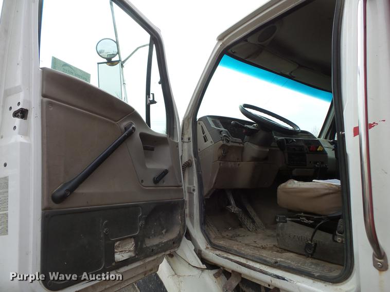 image for item DB8019 2002 Sterling L8500 dump truck