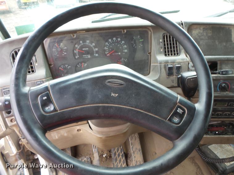 image for item DB8019 2002 Sterling L8500 dump truck