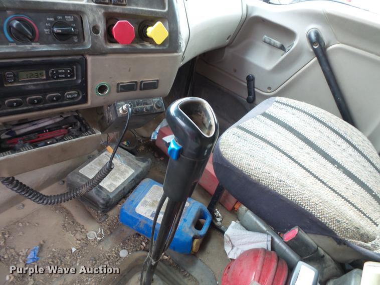 image for item DB8019 2002 Sterling L8500 dump truck