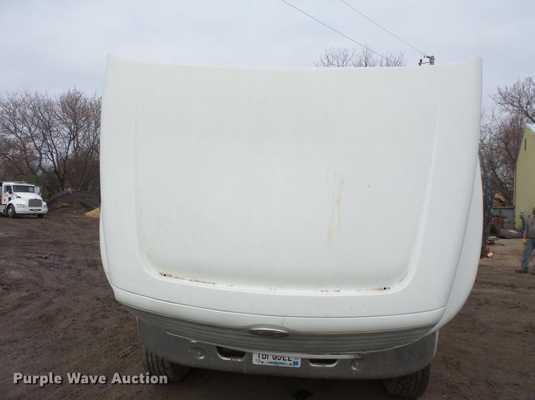 image for item DB8019 2002 Sterling L8500 dump truck