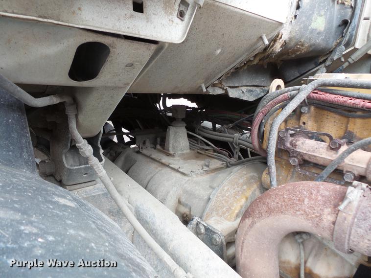 image for item DB8019 2002 Sterling L8500 dump truck