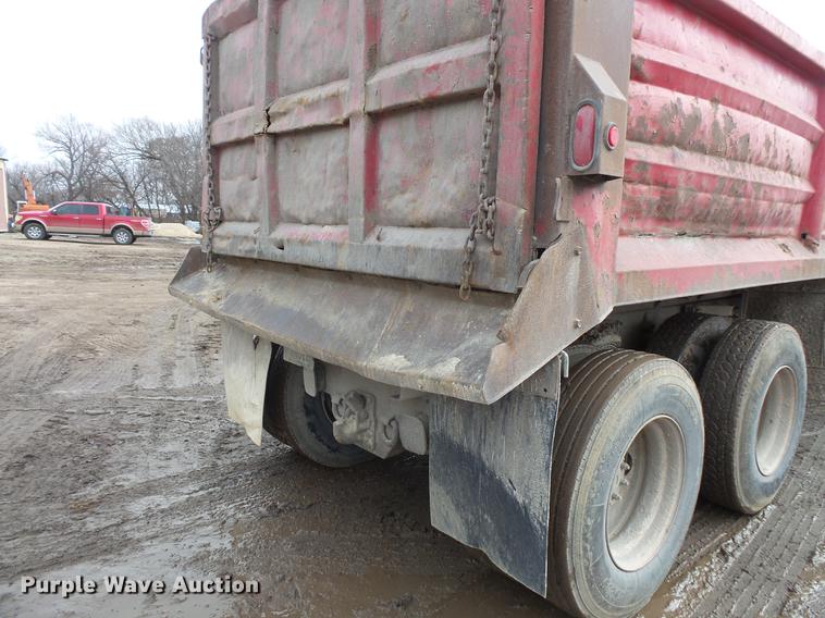 image for item DB8019 2002 Sterling L8500 dump truck