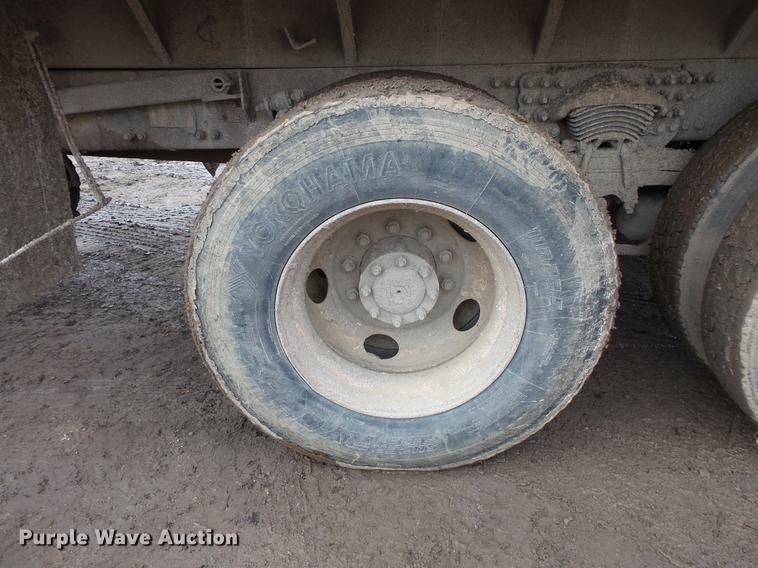image for item DB8019 2002 Sterling L8500 dump truck