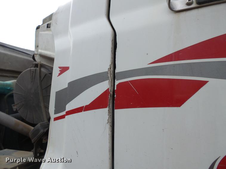 image for item DB8019 2002 Sterling L8500 dump truck