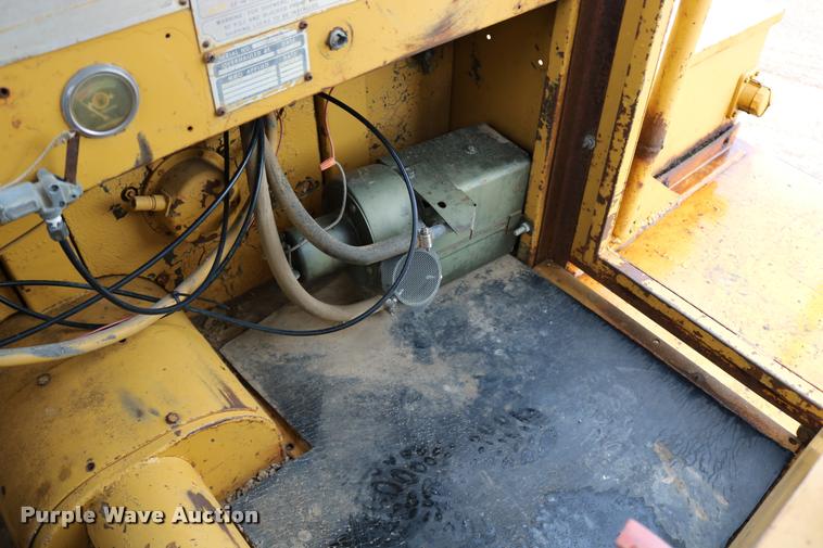 image for item DB9282 Clark 290M conventional scraper