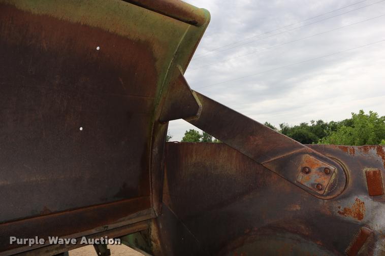 image for item DB9282 Clark 290M conventional scraper