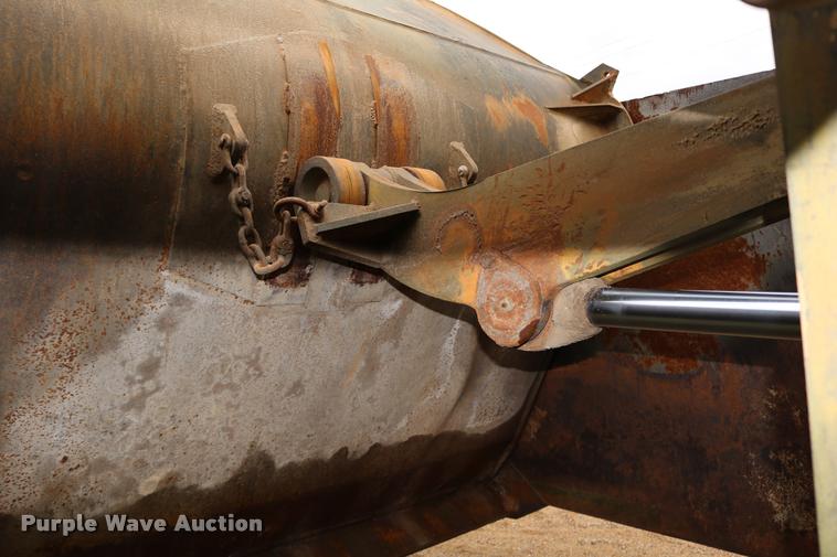 image for item DB9282 Clark 290M conventional scraper