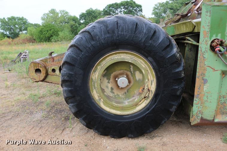 image for item DB9282 Clark 290M conventional scraper