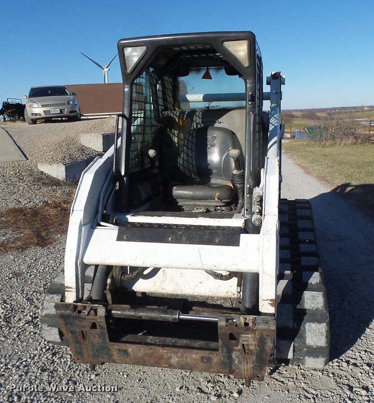 image for item DB9871 2007 Bobcat T190 skid steer