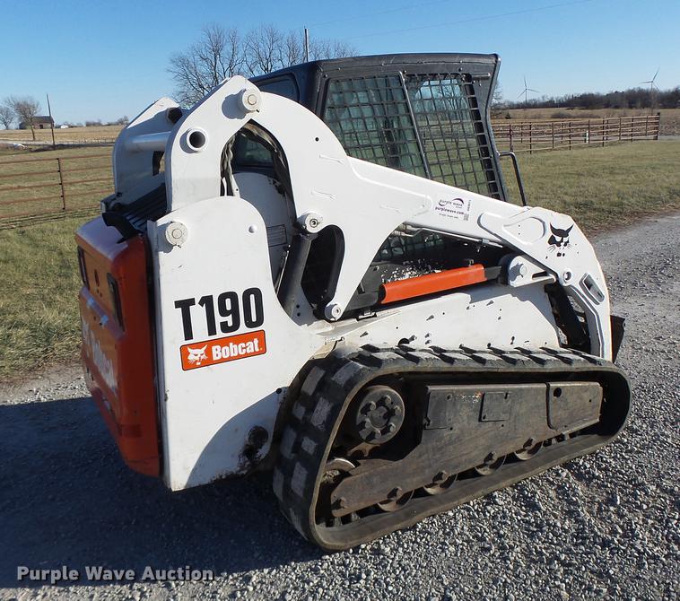 image for item DB9871 2007 Bobcat T190 skid steer