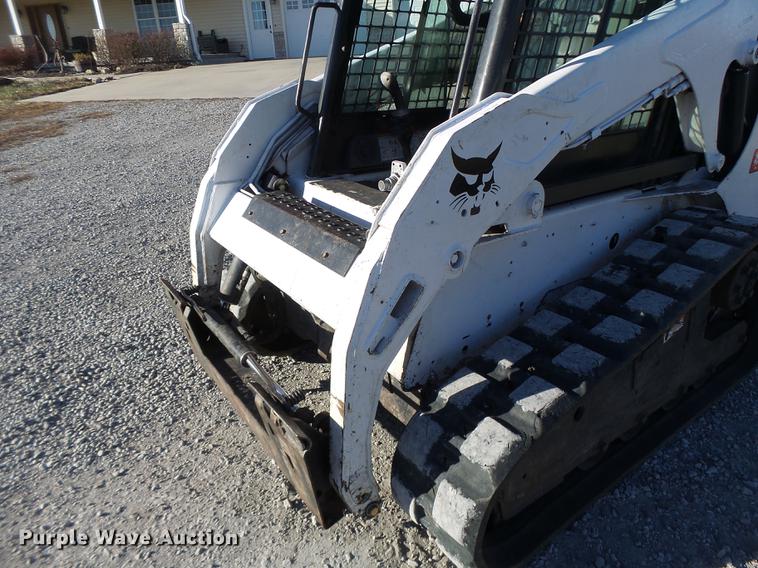 image for item DB9871 2007 Bobcat T190 skid steer