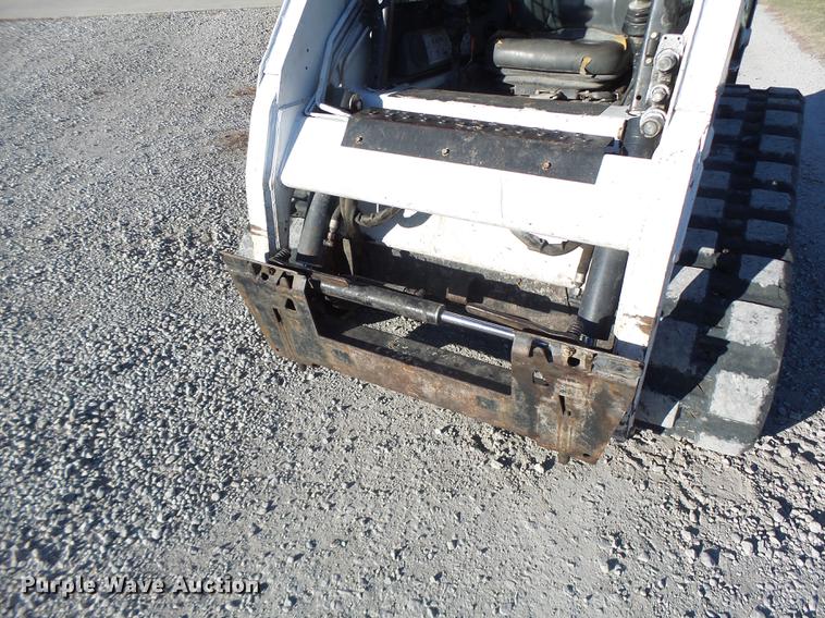 image for item DB9871 2007 Bobcat T190 skid steer