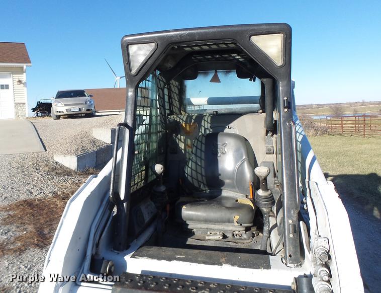 image for item DB9871 2007 Bobcat T190 skid steer