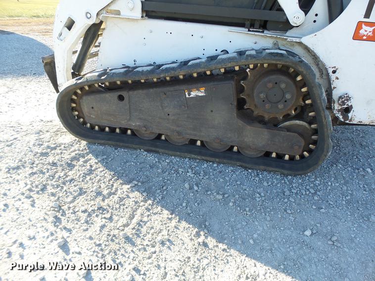 image for item DB9871 2007 Bobcat T190 skid steer