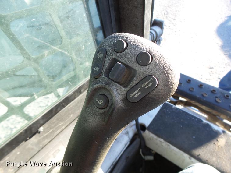 image for item DB9871 2007 Bobcat T190 skid steer