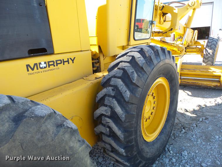 image for item DB9878 1981 John Deere 770A motor grader