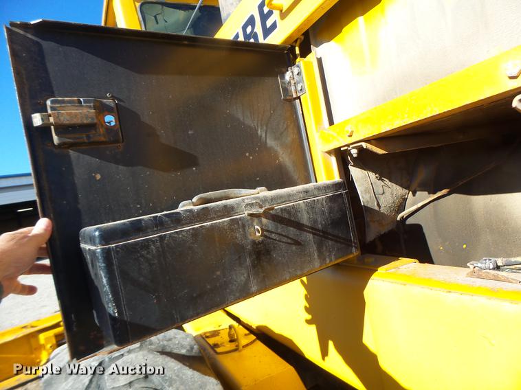 image for item DB9878 1981 John Deere 770A motor grader