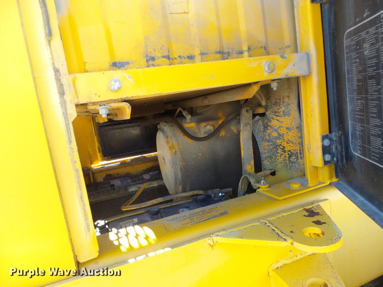 image for item DB9878 1981 John Deere 770A motor grader