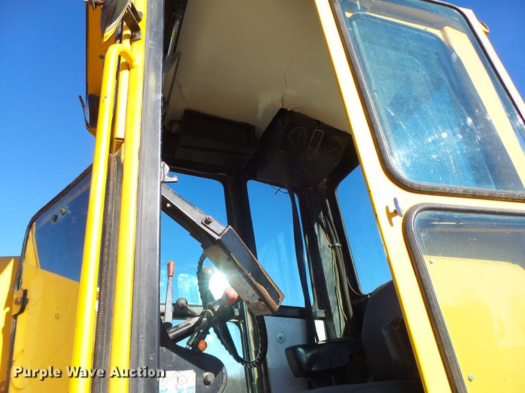 image for item DB9878 1981 John Deere 770A motor grader