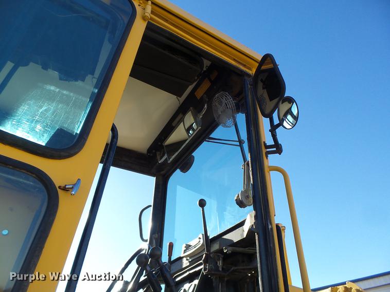 image for item DB9878 1981 John Deere 770A motor grader