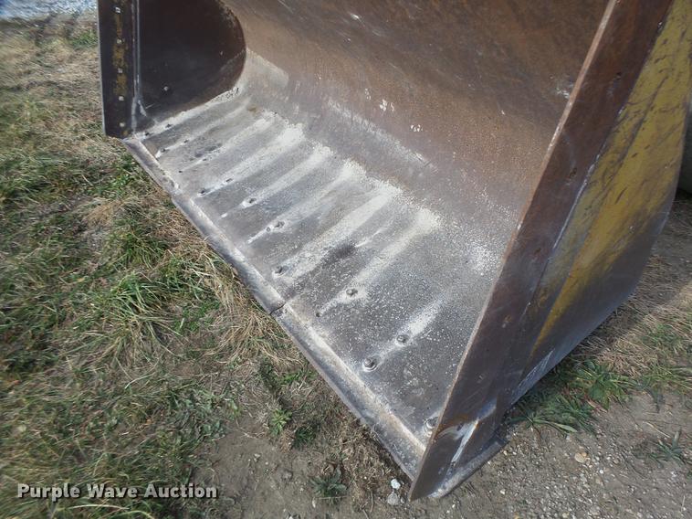 image for item DB9881 1994 Volvo L90 wheel loader