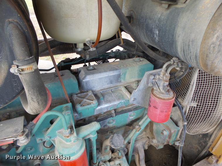 image for item DB9881 1994 Volvo L90 wheel loader