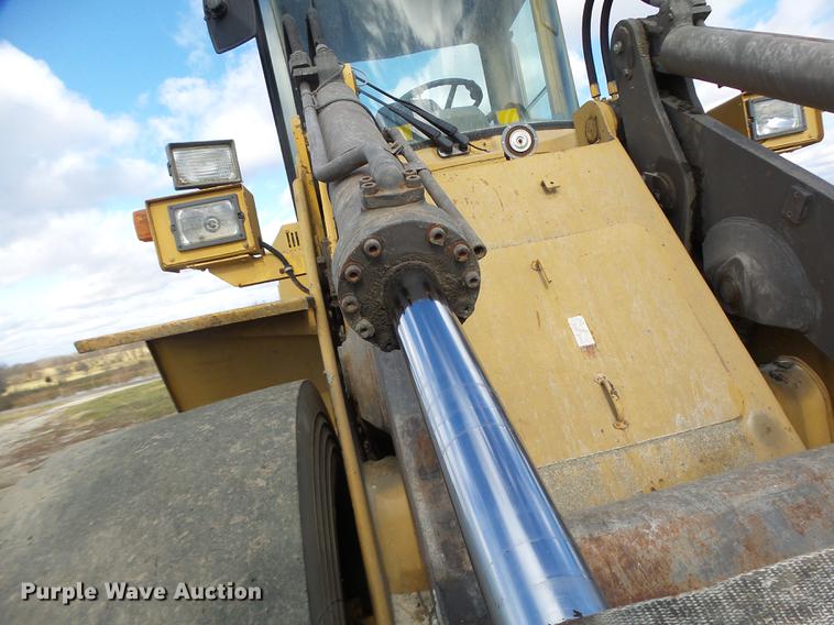 image for item DB9881 1994 Volvo L90 wheel loader