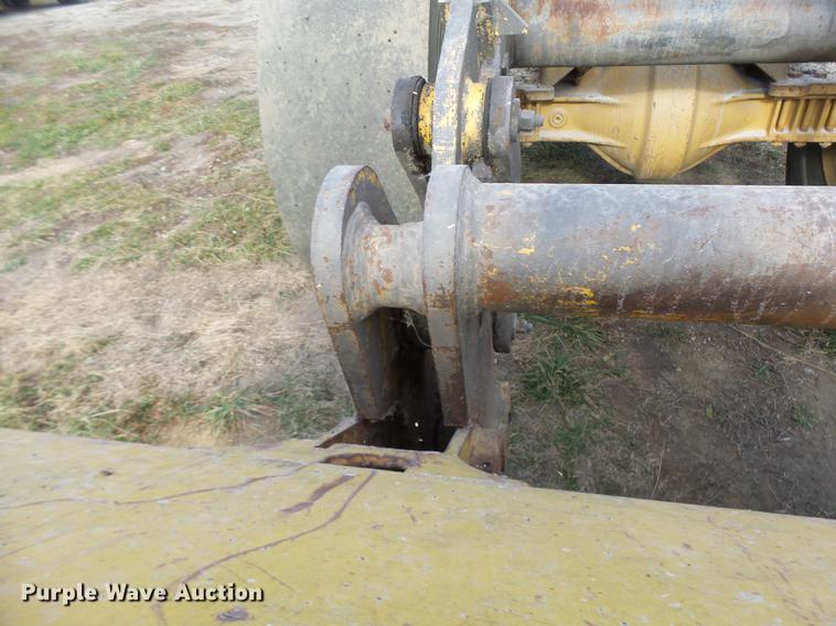 image for item DB9881 1994 Volvo L90 wheel loader