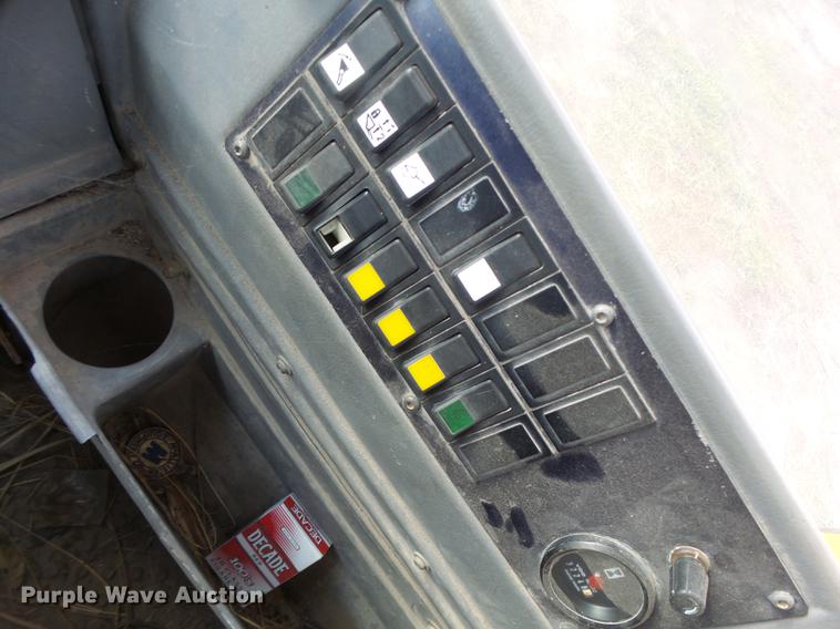 image for item DB9881 1994 Volvo L90 wheel loader