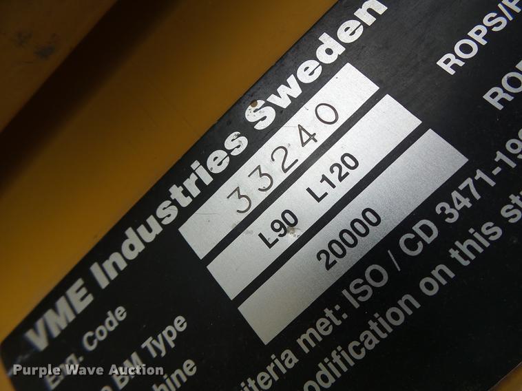 image for item DB9881 1994 Volvo L90 wheel loader