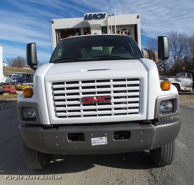 image for item DB9889 2007 GMC C7500 refuse truck