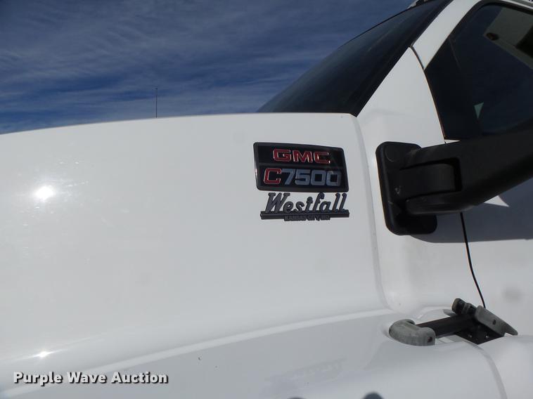 image for item DB9889 2007 GMC C7500 refuse truck