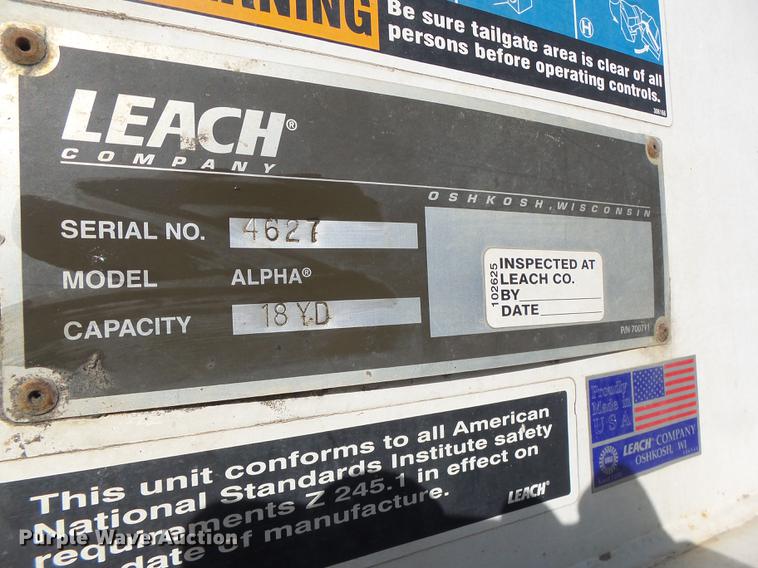 image for item DB9889 2007 GMC C7500 refuse truck