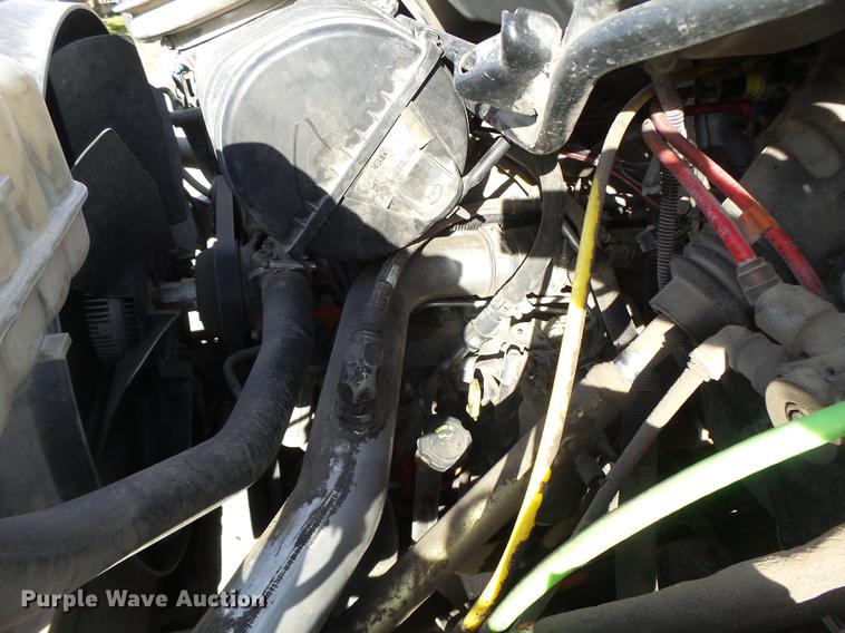 image for item DB9889 2007 GMC C7500 refuse truck