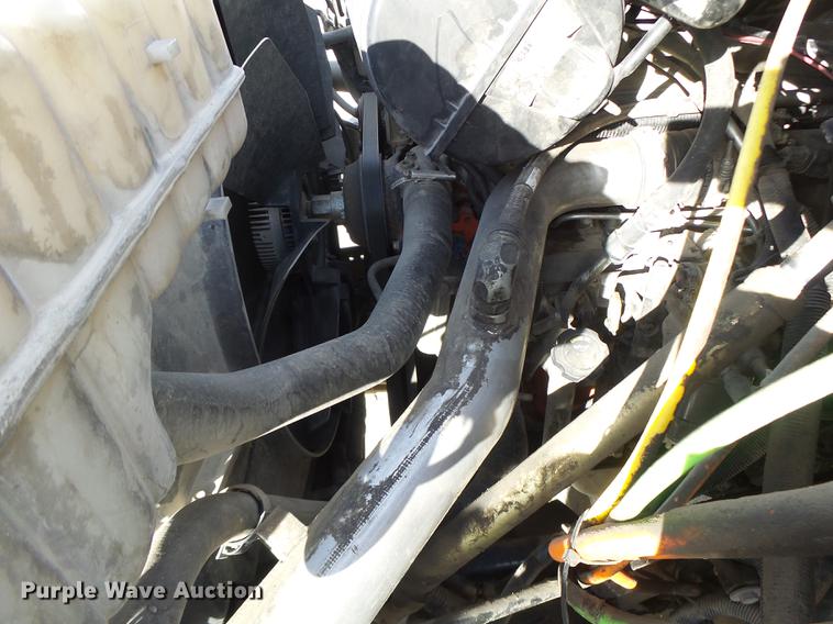 image for item DB9889 2007 GMC C7500 refuse truck