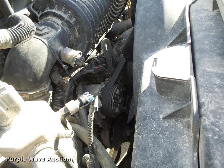 image for item DB9889 2007 GMC C7500 refuse truck