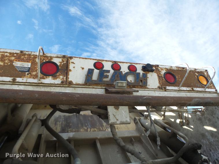 image for item DB9889 2007 GMC C7500 refuse truck