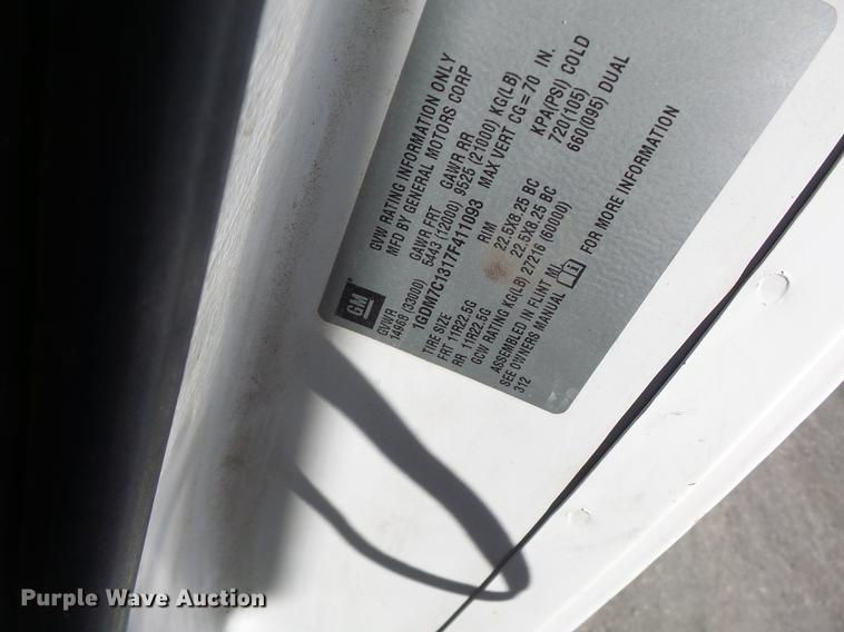 image for item DB9889 2007 GMC C7500 refuse truck