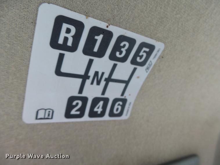 image for item DB9889 2007 GMC C7500 refuse truck