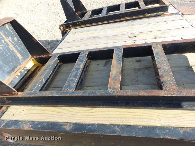 image for item DB9891 1988 Eager Beaver equipment trailer