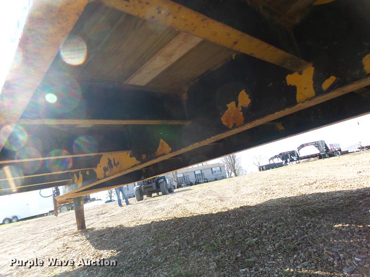 image for item DB9891 1988 Eager Beaver equipment trailer