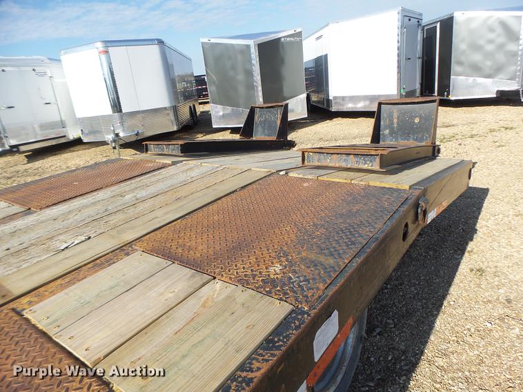 image for item DB9891 1988 Eager Beaver equipment trailer